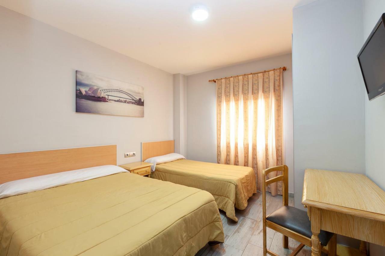 Olympia Ronda Hostel El Puig  Εξωτερικό φωτογραφία